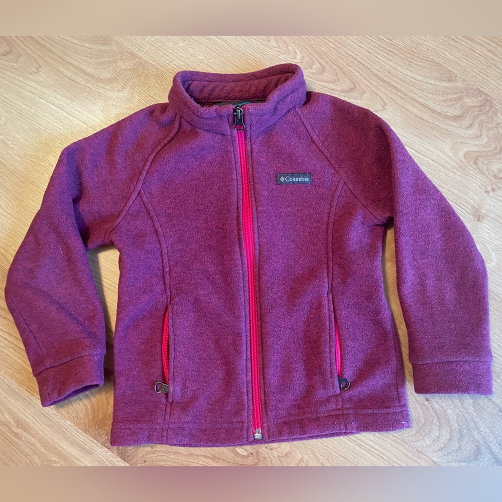 Columbia sweater